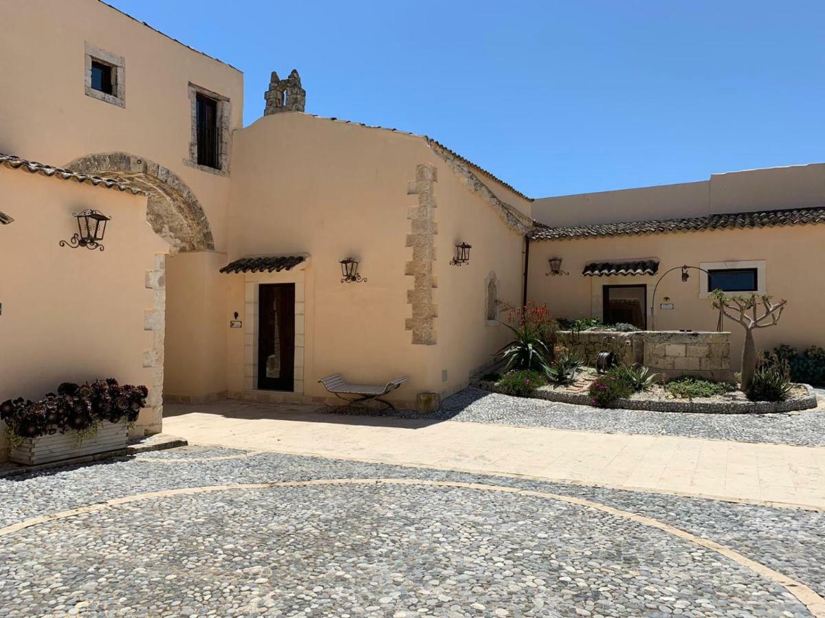 Chiusa Di Carlo Agriturismo Avola Zewnętrze zdjęcie